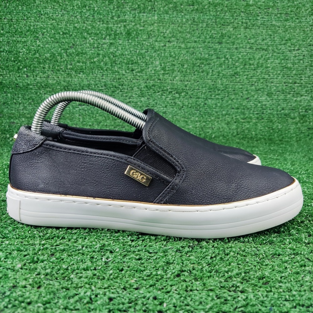 GBG Los Angeles Sneakers Womens 8.5 Black Gollys Slip On Faux Leather Gold Trim